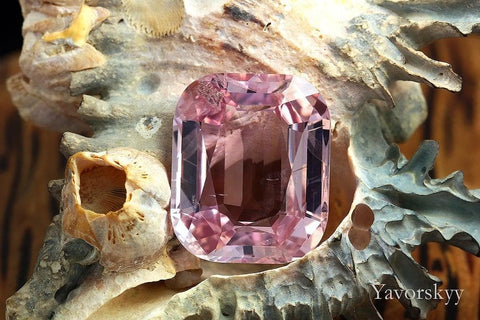16.62 cts Padparadscha No Heat