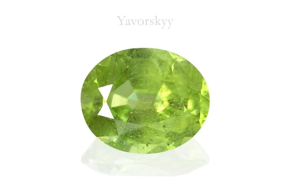 Oval cut peridot 1.08 ct front view picture