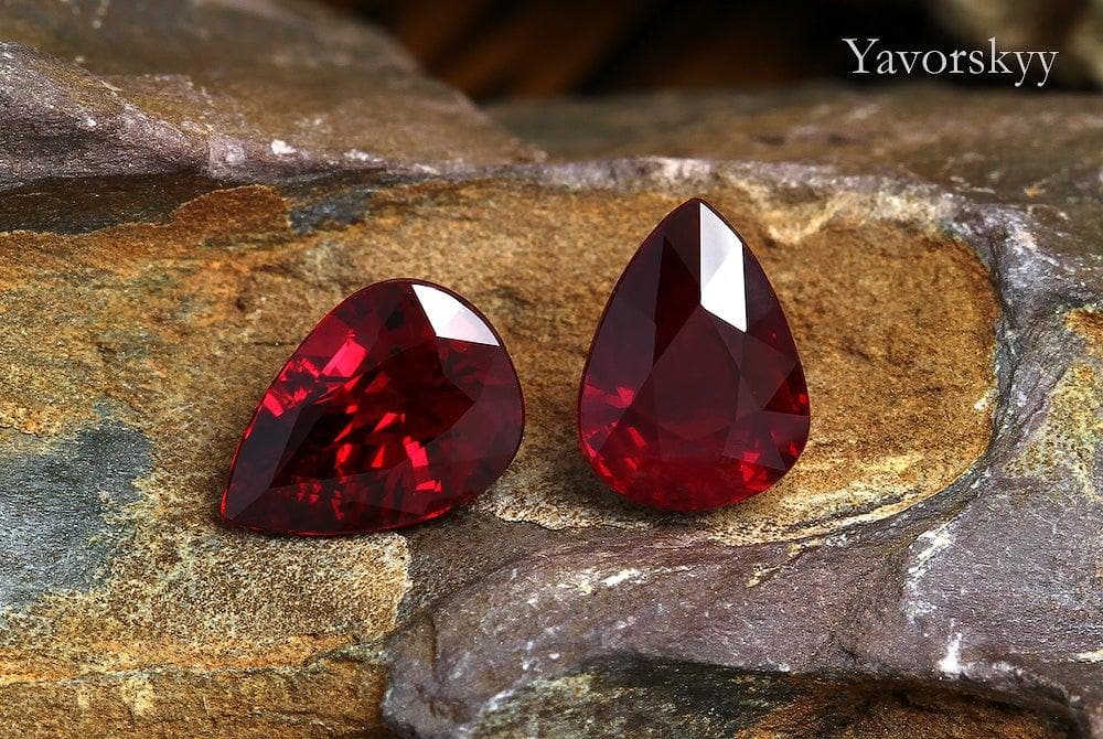 Pigeon's Blood Ruby No Heat 2.04 cts / 2 pcs - Yavorskyy