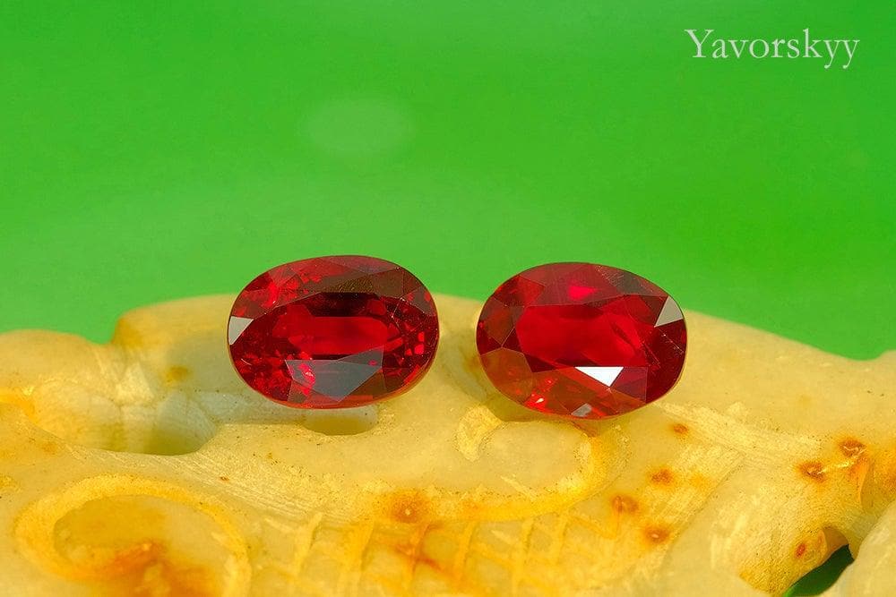 Pigeon's Blood Ruby No Heat 3.88 cts / 2 pcs - Yavorskyy