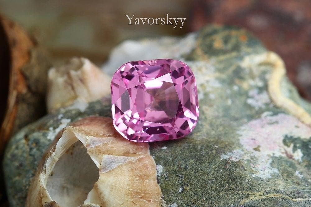 1.9 cts cushion cut sapphire image