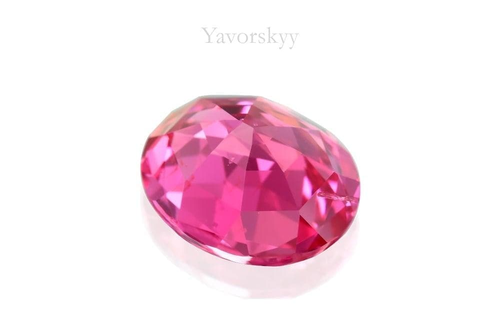 A photo of pretty red spinel 1.7 carats