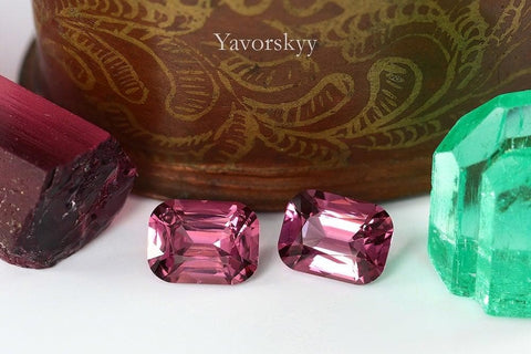 Match pair of pink spinel cushion 2.91 cts back side image