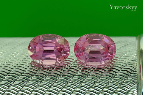 A match pair of pink spinel oval 5.15 cts front view photo