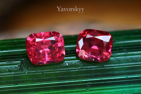 Red Spinel 0.20 ct / 2 pcs - Yavorskyy