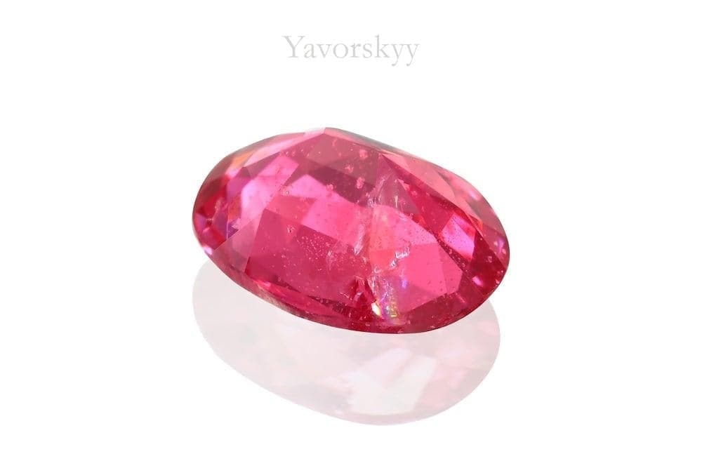 Red spinel inclusion