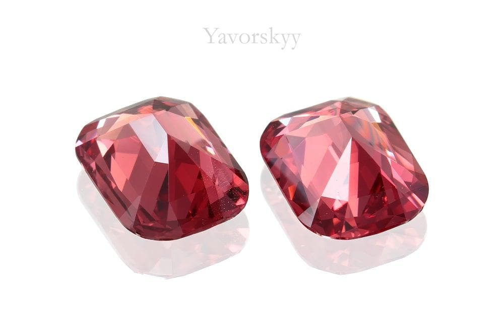 Red spinel cushion