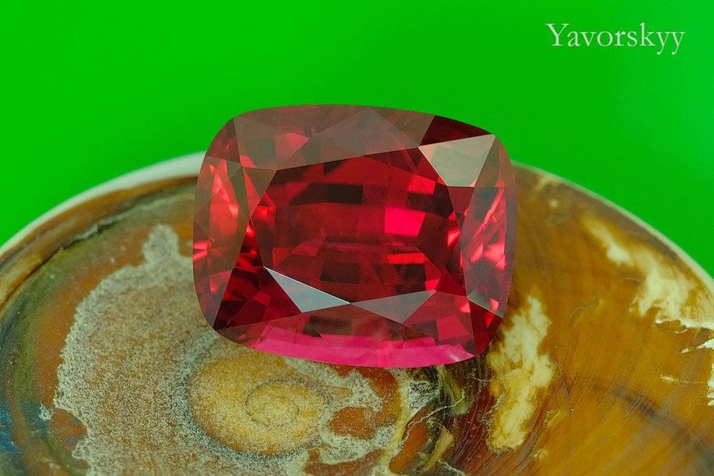Red Spinel Tanzania 10.58 ct - Yavorskyy