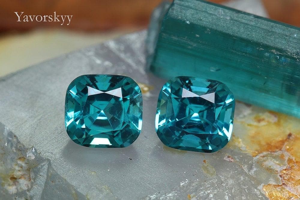 Picture of top view of tourmaline 2.3 cts match pair