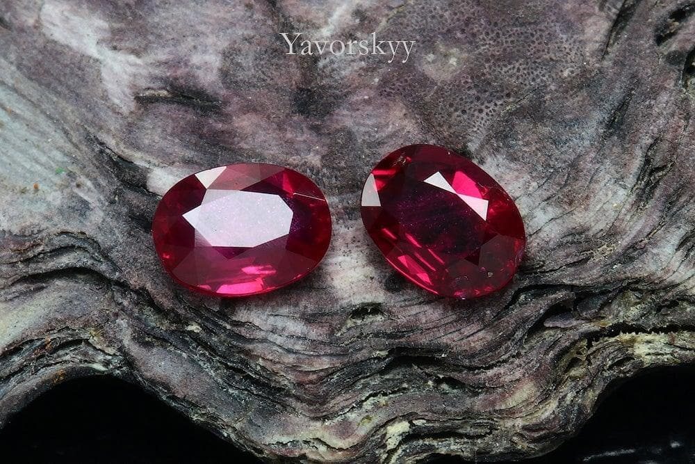 Matched pair ruby oval 0.39 carats photo