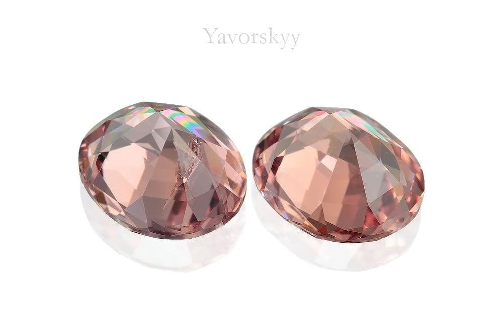 Match pair of green spinel oval 2 carats back side photo