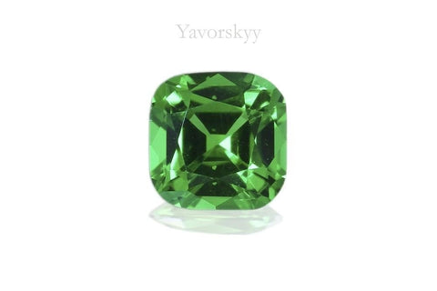 Front view picture of 0.13 ct tsavorite