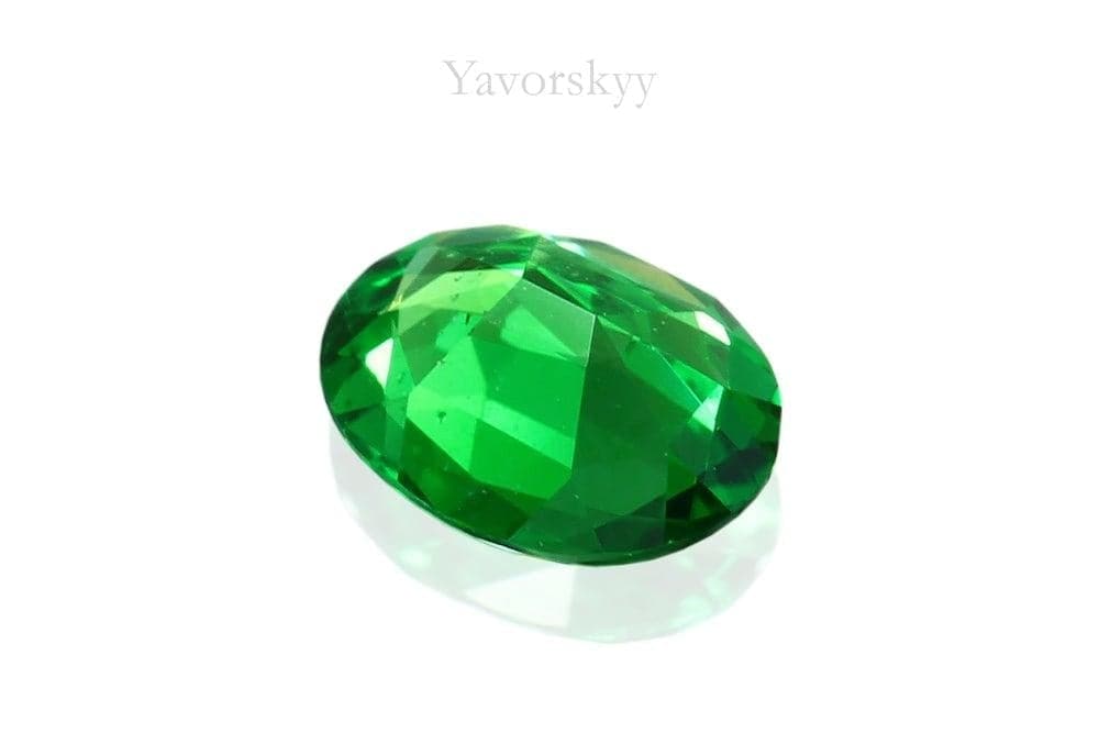 Picture of tsavorite 0.2 carat oval cut