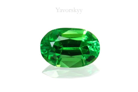 A image of oval shape tsavorite 0.32 carat