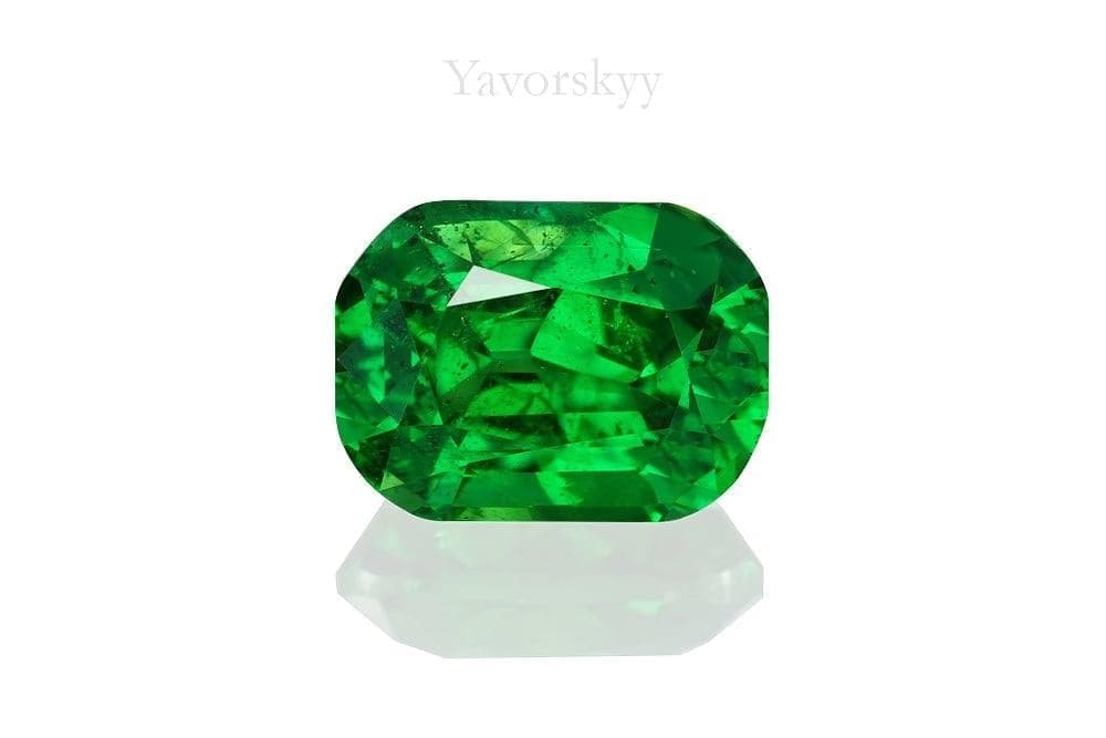Front view image of tsavorite 1.05 carat
