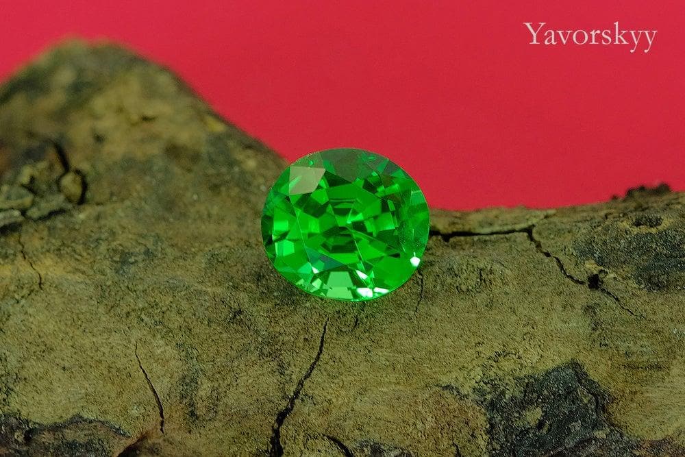 Image of pretty tsavorite 1.44 cts