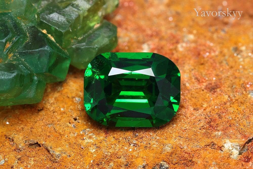 Tsavorite 1.66 cts - Yavorskyy