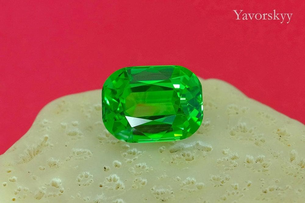 Tsavorite 2.05 cts - Yavorskyy