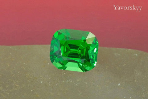 Tsavorite 2.18 cts - Yavorskyy