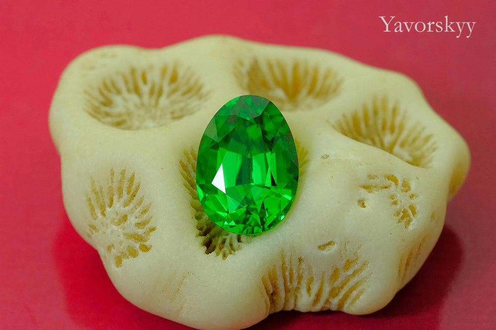 Tsavorite 2.22 cts - Yavorskyy