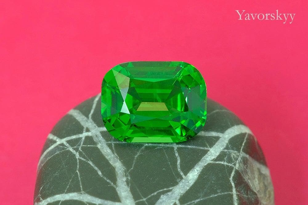 Tsavorite 3.11 cts - Yavorskyy