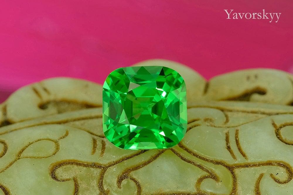 Tsavorite 4.18 cts - Yavorskyy