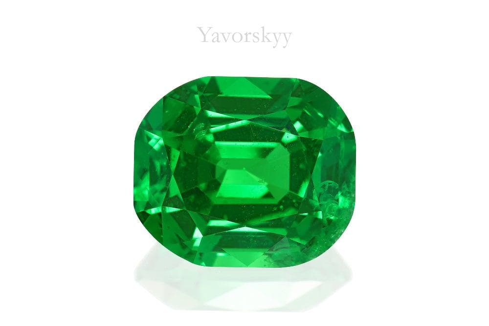 Tsavorite 4.25 cts top view photo