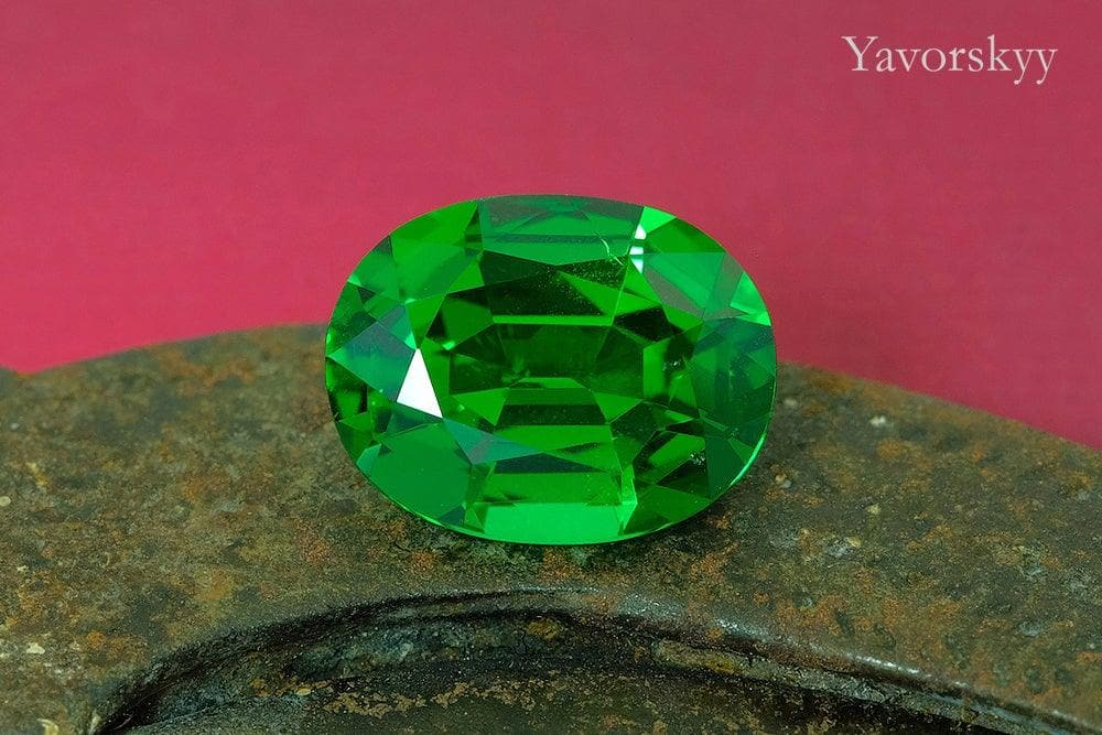 Tsavorite 4.26 cts - Yavorskyy