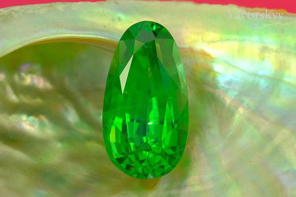 Tsavorite 9.70 cts - Yavorskyy