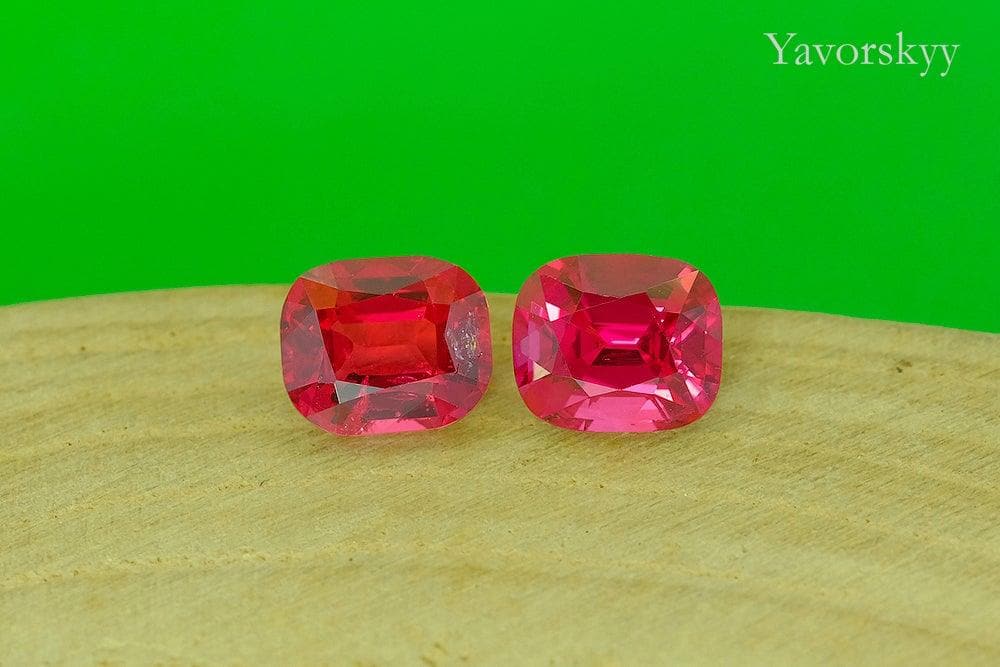 Vivid Red Spinel 2.26 cts / 2 pcs - Yavorskyy