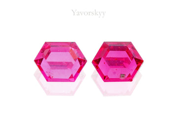 Pinkish-Red Spinel 0.29 ct / 2 pcs