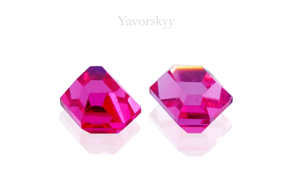 Red Spinel 0.30 ct / 2 pcs