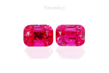 Pinkish-red Spinel 0.33 ct / 2 pcs