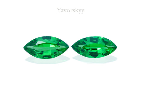 Tsavorite 0.35 ct / 2 pcs