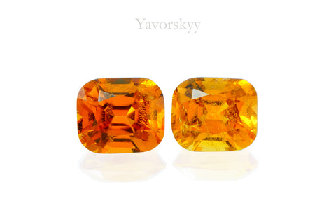 Demantoid 2.72 cts / 2 pcs