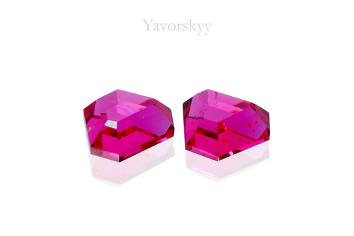 Pinkish-red Spinel 0.37 ct / 2 pcs