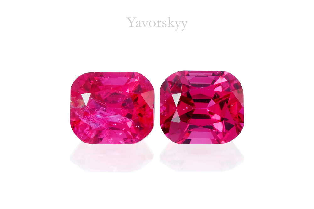 Red Spinel 0.41 ct / 2 pcs