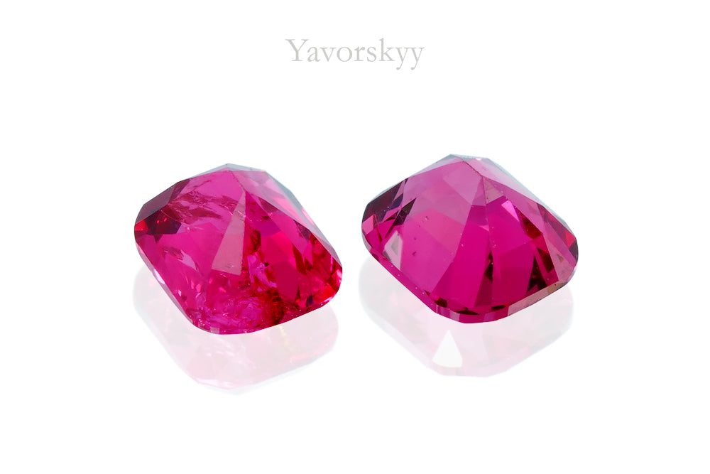 Red Spinel 0.41 ct / 2 pcs