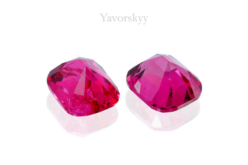 Red Spinel 0.41 ct / 2 pcs