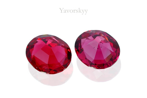 Red Spinel 0.68 ct / 2 pcs