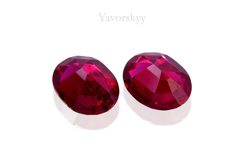 Back side photo of oval ruby 0.71 ct pair