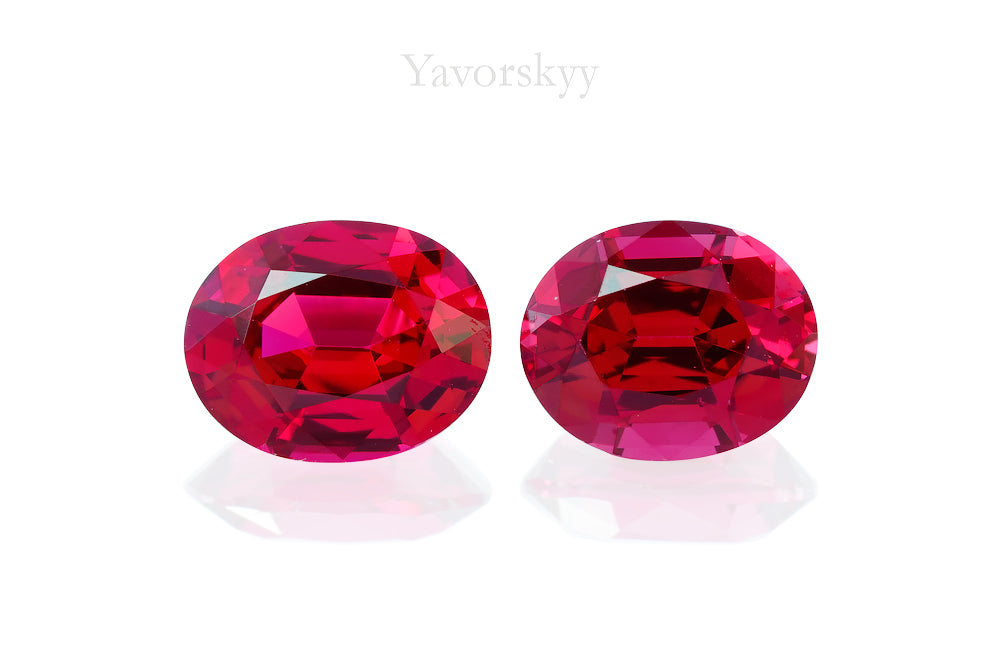 Red Spinel 0.87 ct / 2 pcs