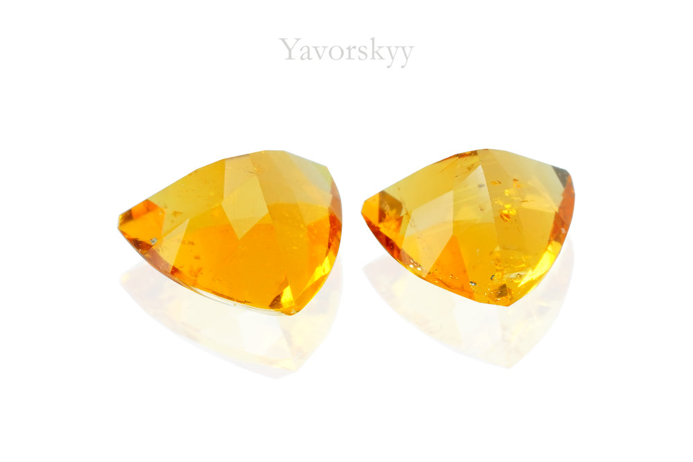 Clinohumite 0.89 ct / 2 pcs