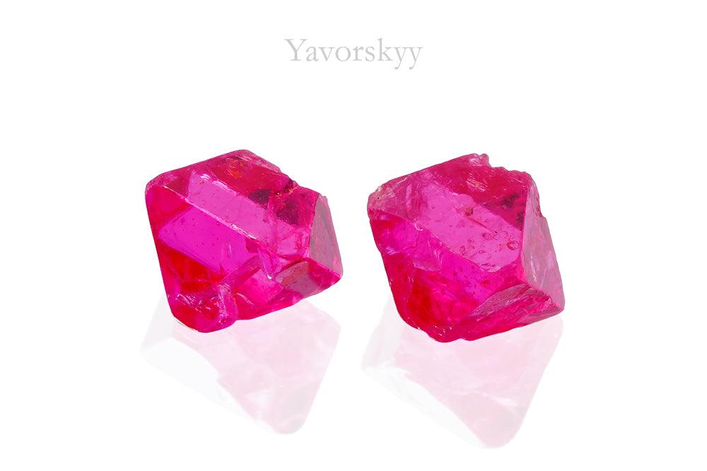 Crystal Red Spinel 0.94 ct / 2 pcs