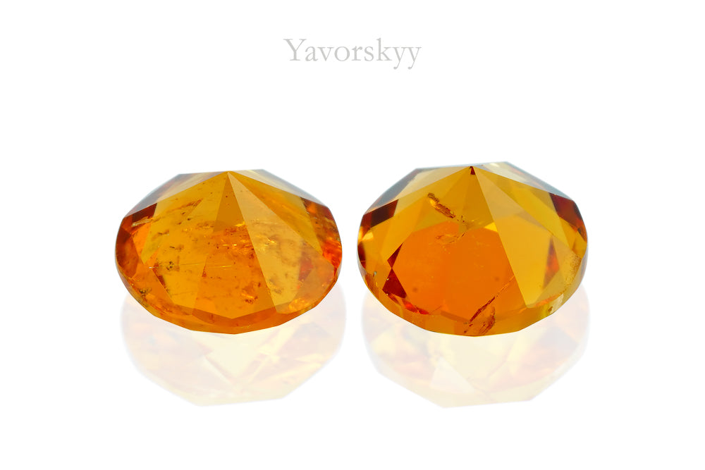 Clinohumite 0.95 ct / 2 pcs