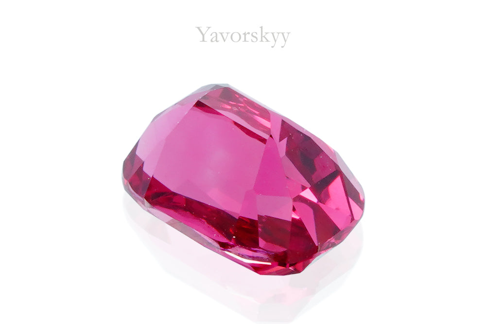 Pinkish-red Spinel 1.03 cts