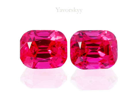 Vibrant Red Spinel Burma 1.06 cts / 2 pcs