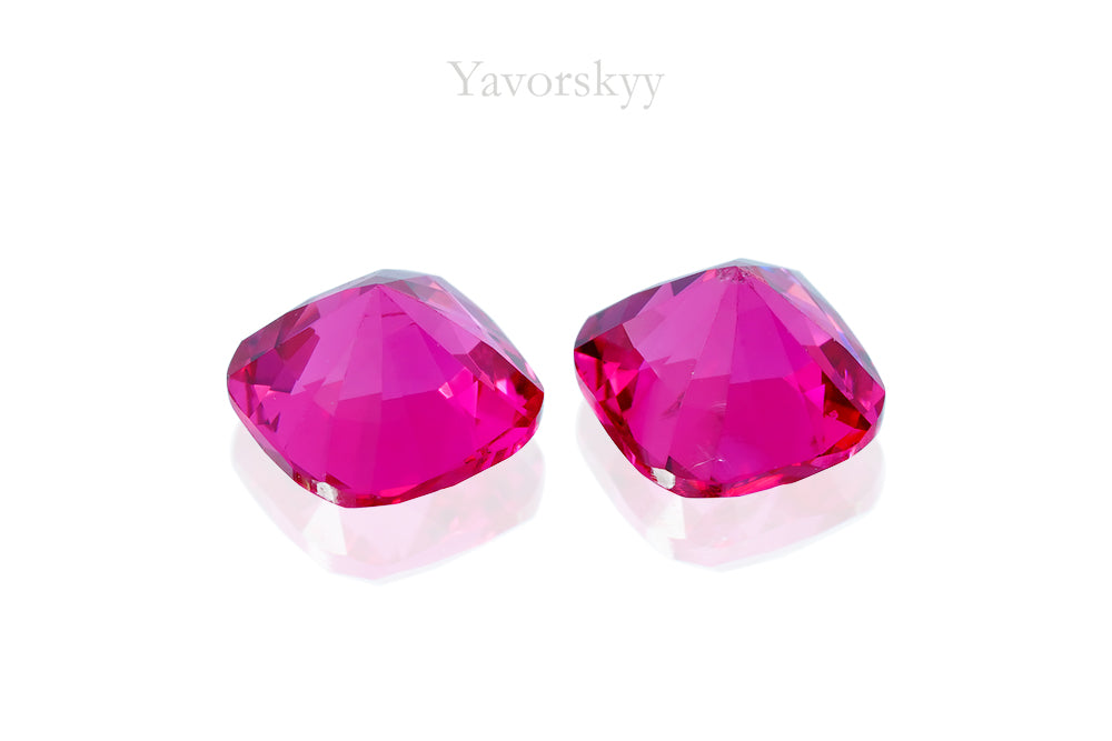 Red Spinel 1.08 ct / 2 pcs