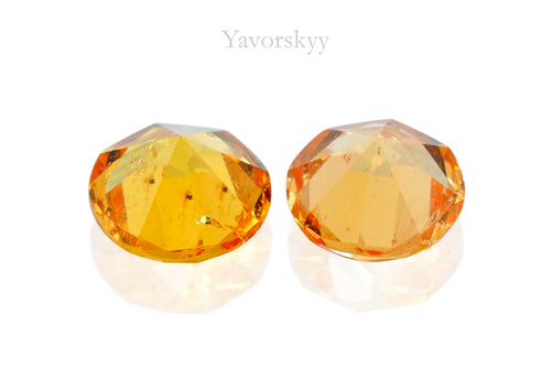 Mandarin Garnet 1.18 cts / 2 pcs