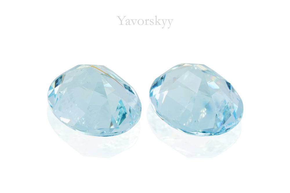 A pair of aquamarine Pear shape1.34 cts back side image